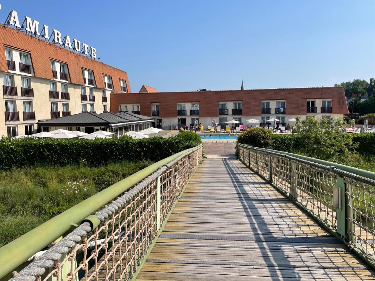 Amiraute Hotel Golf Deauville Touques Ngoại thất bức ảnh
