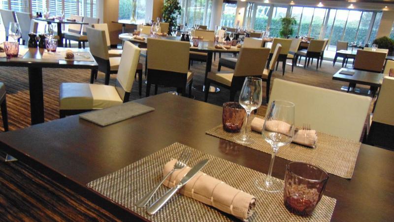 Amiraute Hotel Golf Deauville Touques Ngoại thất bức ảnh