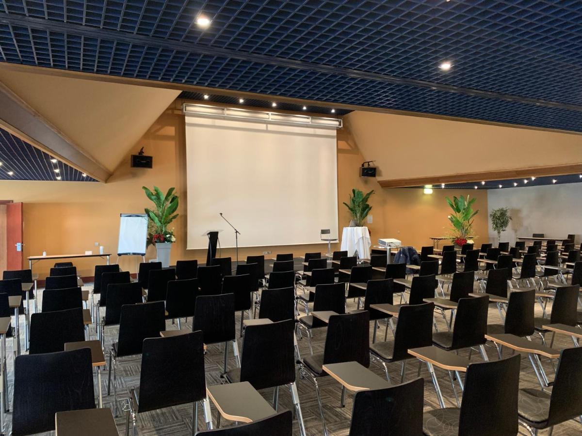 Amiraute Hotel Golf Deauville Touques Ngoại thất bức ảnh
